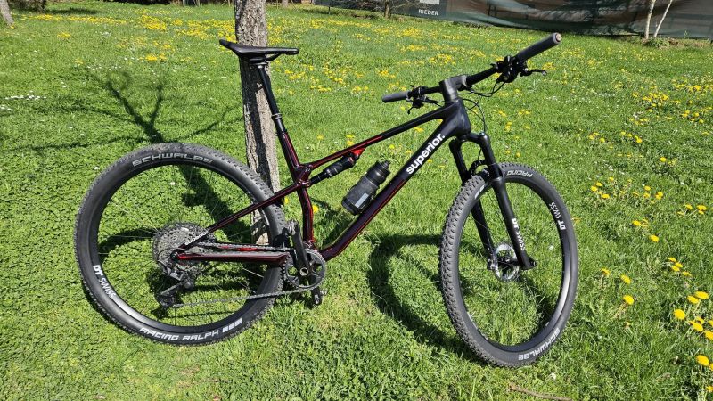 Superior XF 9.5 Team MTB FULL-SUSPENSION 2024 celoodpružené 