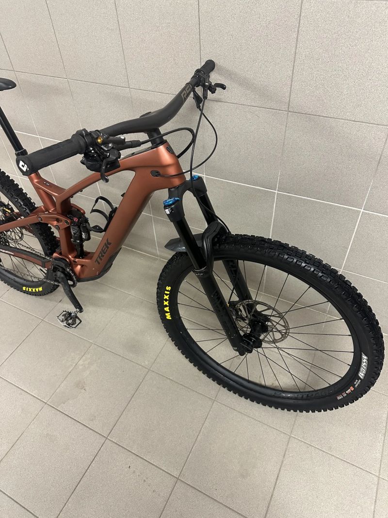 Trek Trek Fuel EXe 9.7