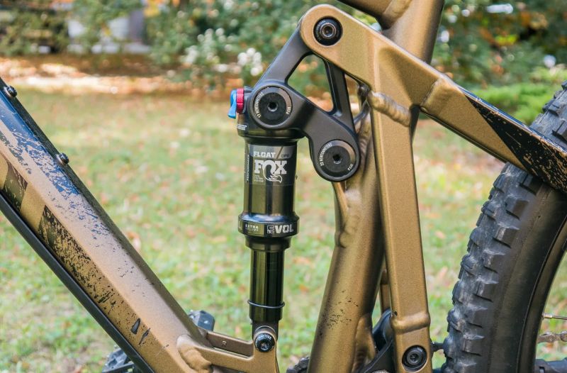  2022 GHOST RIOT TRAIL ESSENTIAL