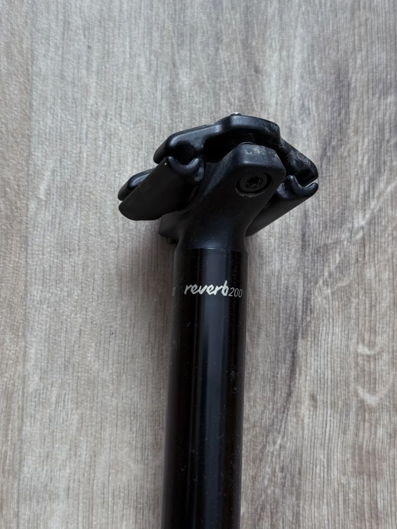 Rock Shox Reverb stealth 200mm