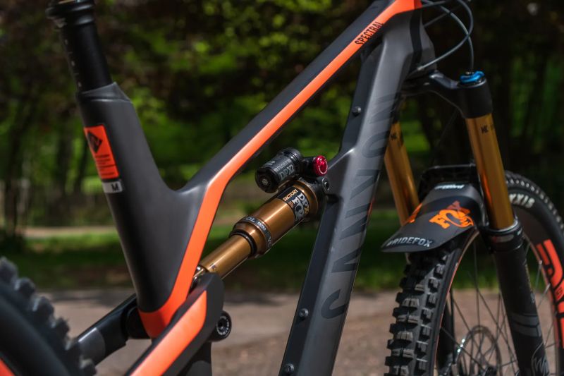 Canyon Spectral CFR 9.0 LTD