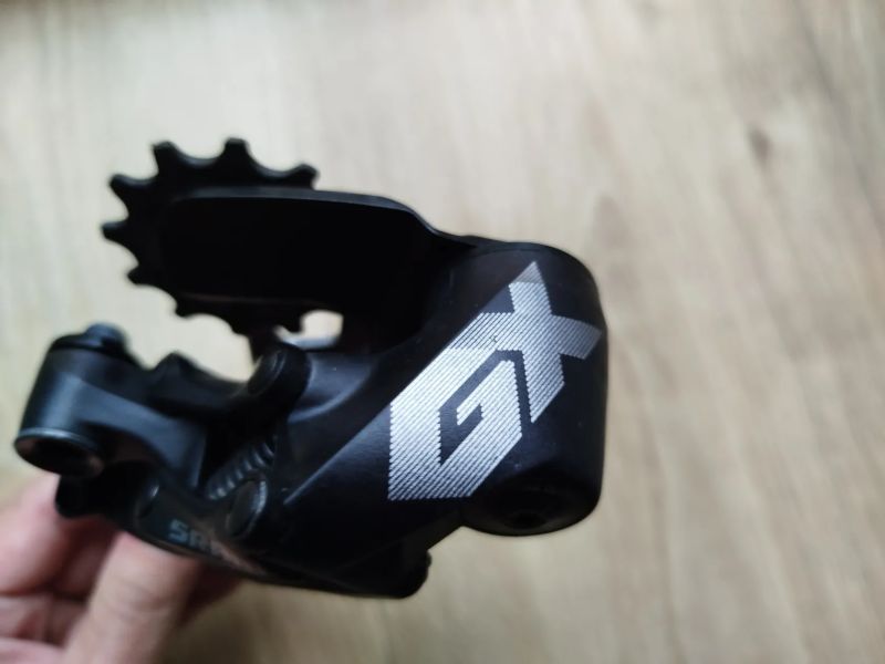 Sram GX měnič