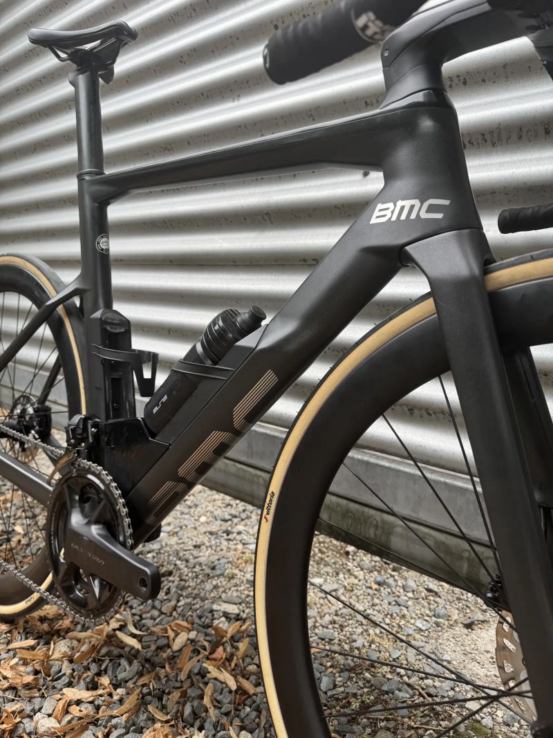 BMC Timemachine road 01 - Ultegra Di2 2x12