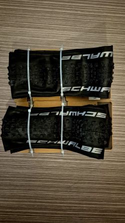 2KS Nové Schwalbe Rocket Ron 29x2.25" Performance Addix TLR
