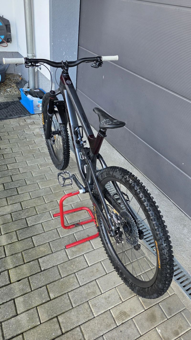 Trek Slash 9.8