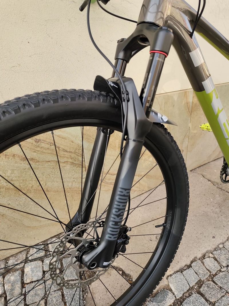 Trek Procaliber 8, vel. M/L model 2025, záruka 