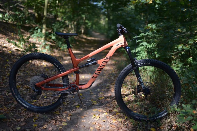Canyon Spectral XL - nový rám