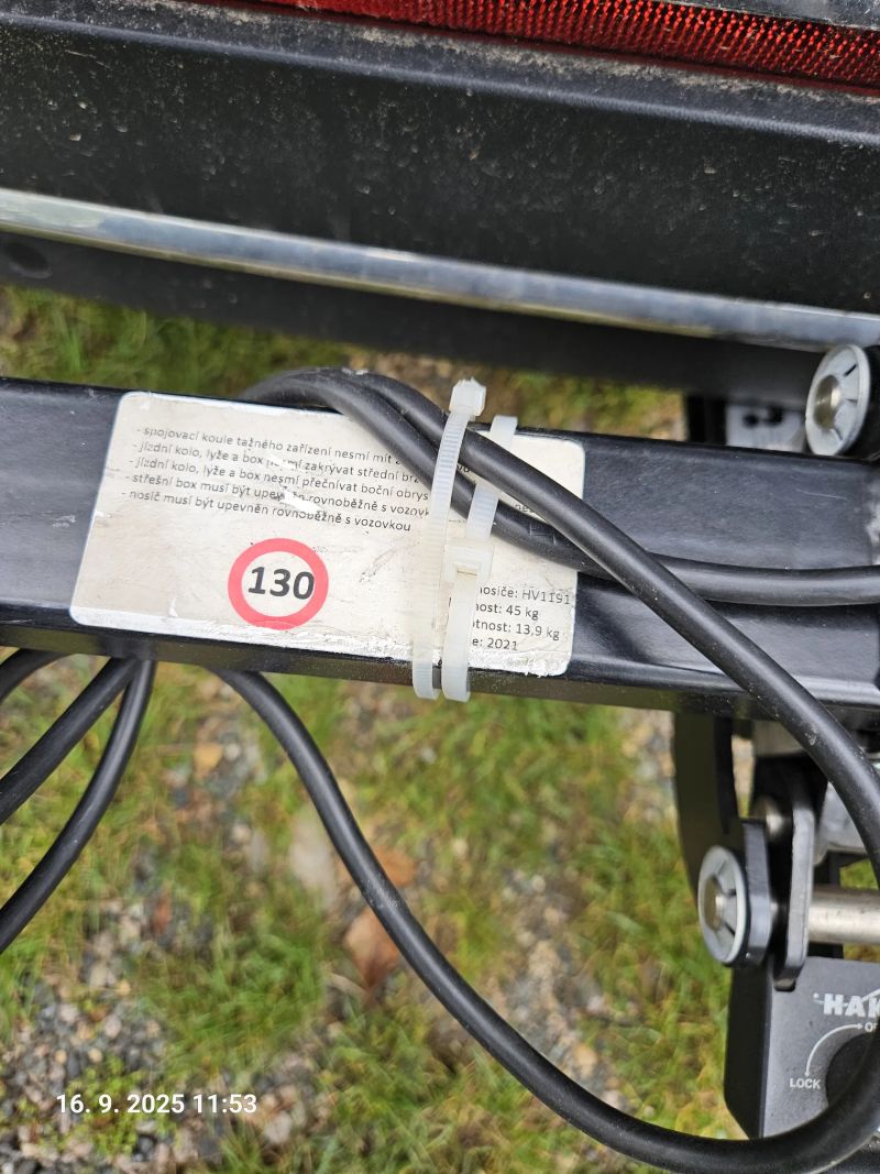 nosič kol na tažné zařízení HAKR TRIP TOP PLUS 2+1