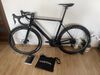 Canyon Ultimate CF SLX Disc, Shimano Dura-Ace Di2, 6,45 kg, s wattmetrem.