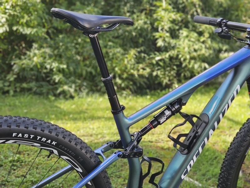 Specialized Specialized EPIC 8 PRO