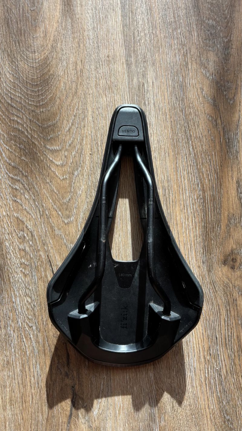 Fizik Vento Argo 140 mm