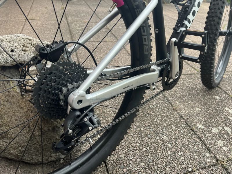 Lehké dětské kolo WOOM OFF 5