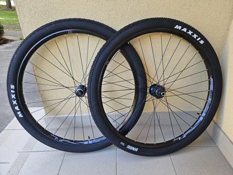 Nová nejetá kola 29" SLX/Rodi Tryp30