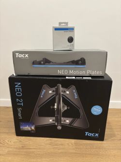 Garmin Tacx Neo 2T + Neo Motion Plates