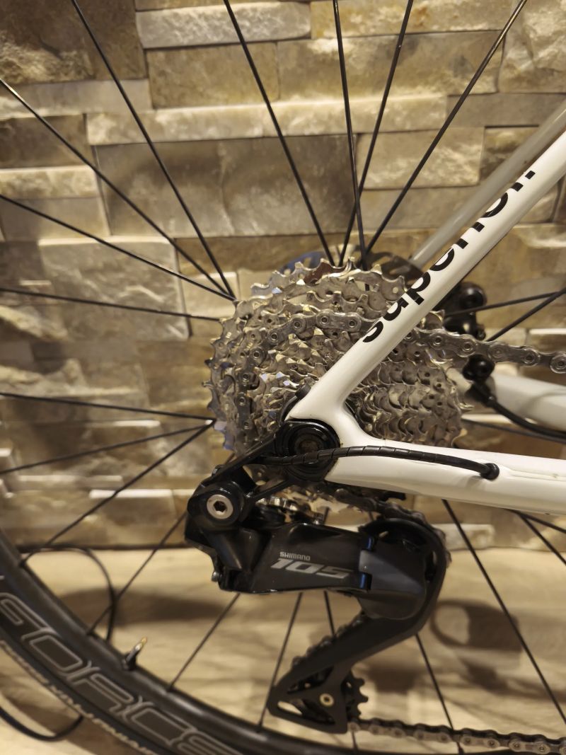 Superior X-Road 9.5 GF (el. řazení, karbonová kola)