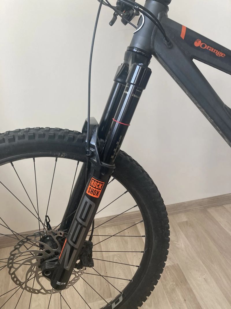 Orange alpine 6