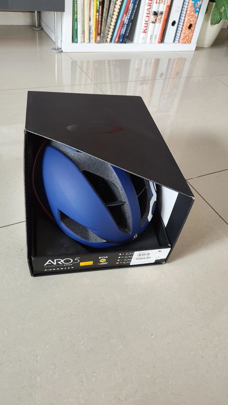 Oakley ARO5 Team Royal