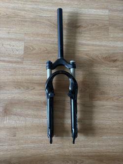 Odpružená vidlice SPINNER 24" AIR, zdvih 65 mm, DISC+V