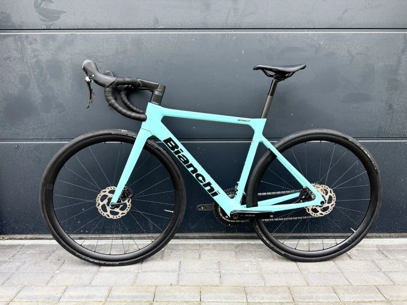 BIANCHI SPRINT SHIMANO 105 - 12SP DISC CELESTE GLOSSY 2025 - Size 53