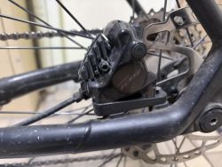 Shimano 105 BR7170, zadní třmen včetně adaptéru