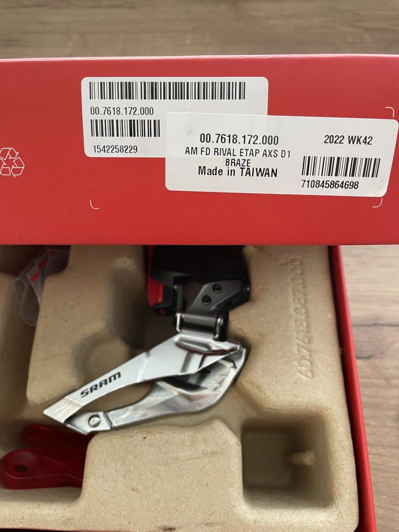 Přesmykač SRAM Rival eTap AXS D1