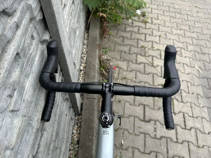 Cannondale Synapse Carbon Disc RED, vel. 61