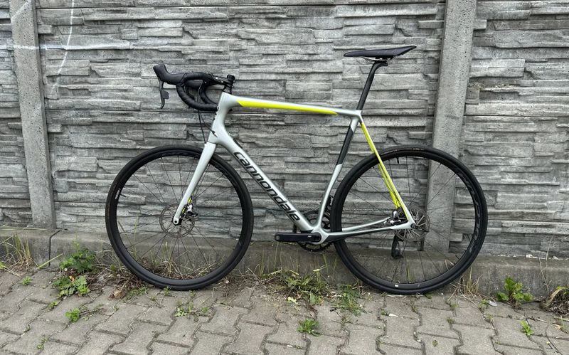 Cannondale Synapse Carbon Disc RED, vel. 61