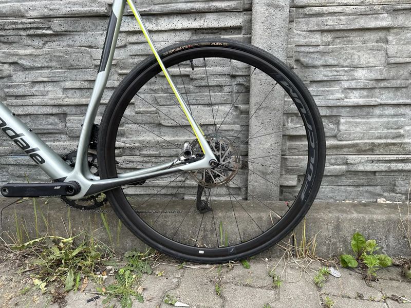 Cannondale Synapse Carbon Disc RED, vel. 61