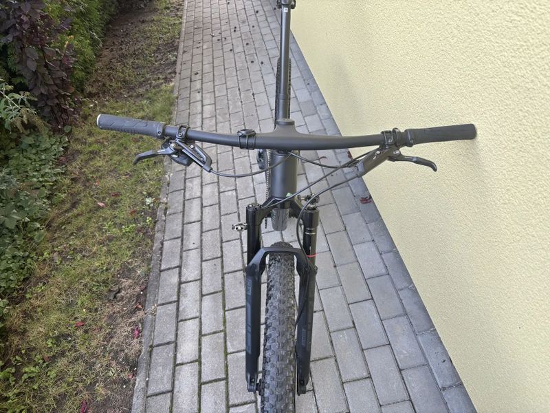 Canyon LUX - world cup CFR