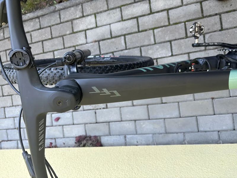 Canyon LUX - world cup CFR