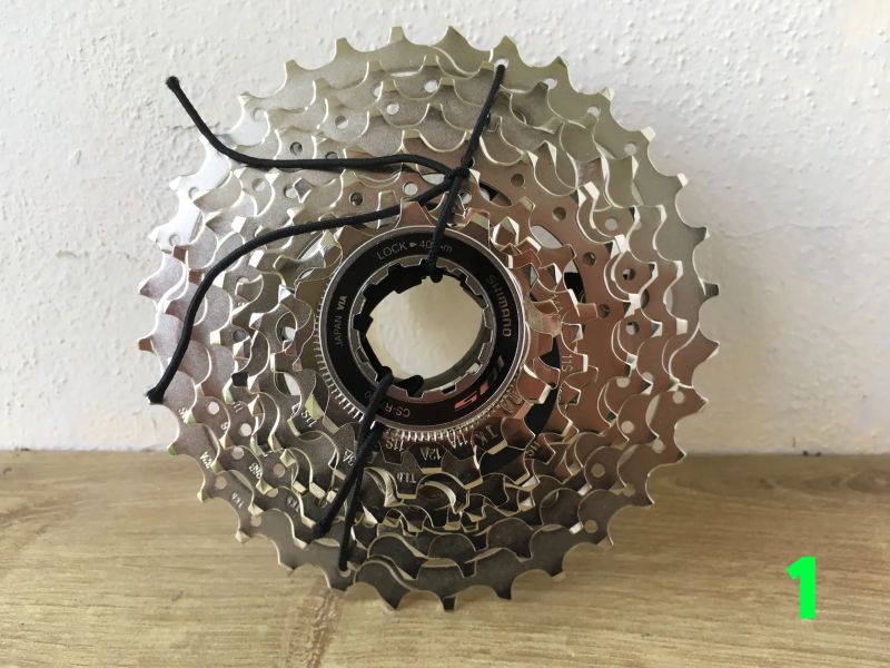 Kazety Shimano CS-R7000-11 11–32z a CS-HG500-10 11–34z