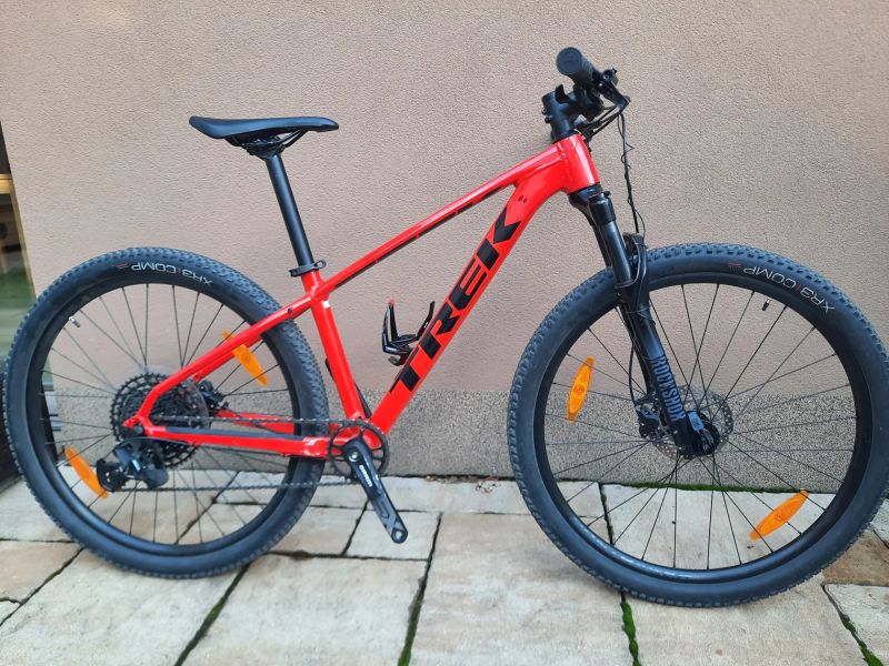 Trek X Caliber 8