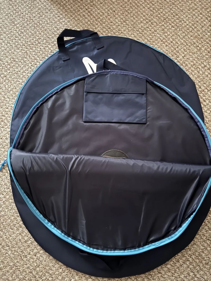 2x OBAL NA ZAPLETENÁ KOLA CAMPAGNOLO, MODRÝ, POLSTROVANÝ
