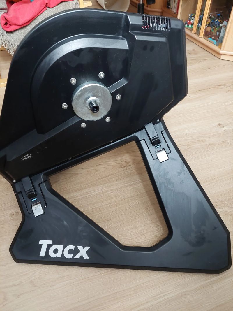 Cyklotrenažer Tacx NEO -REZERVACE