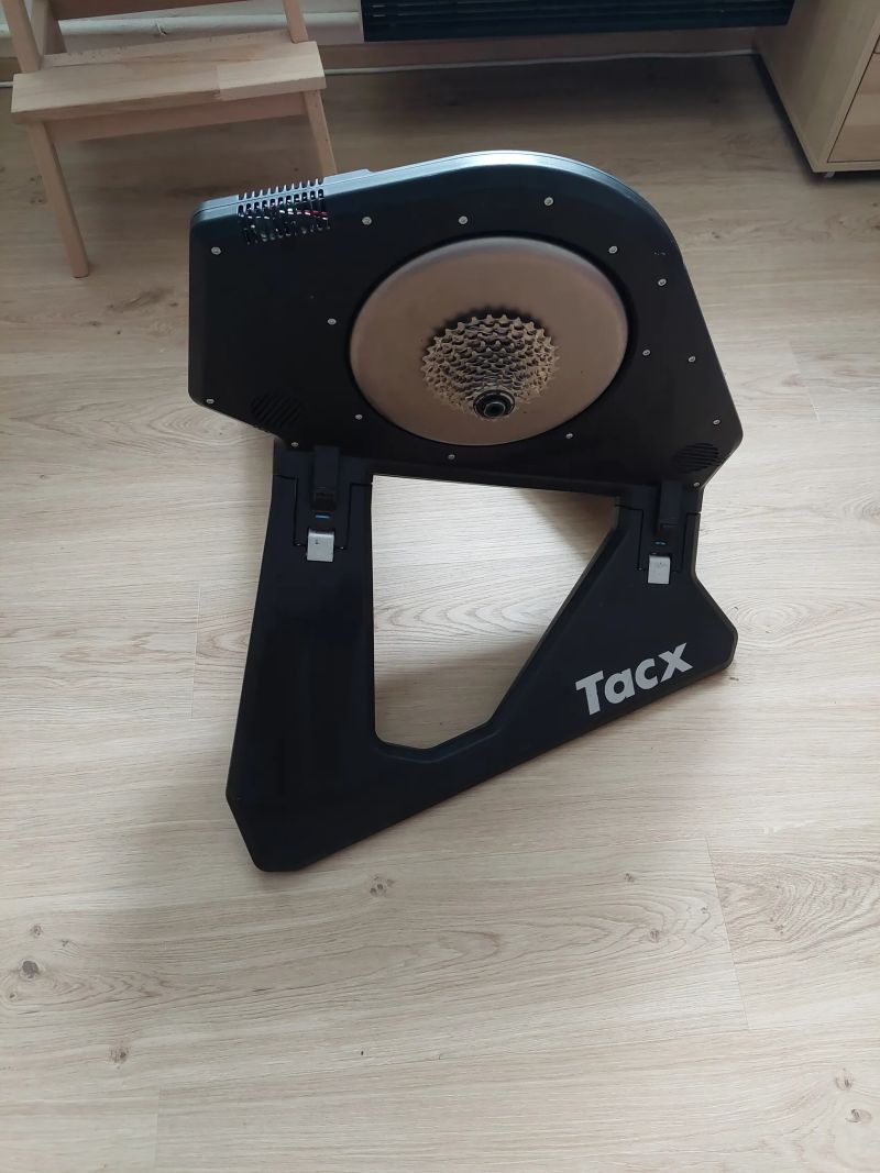 Cyklotrenažer Tacx NEO -REZERVACE