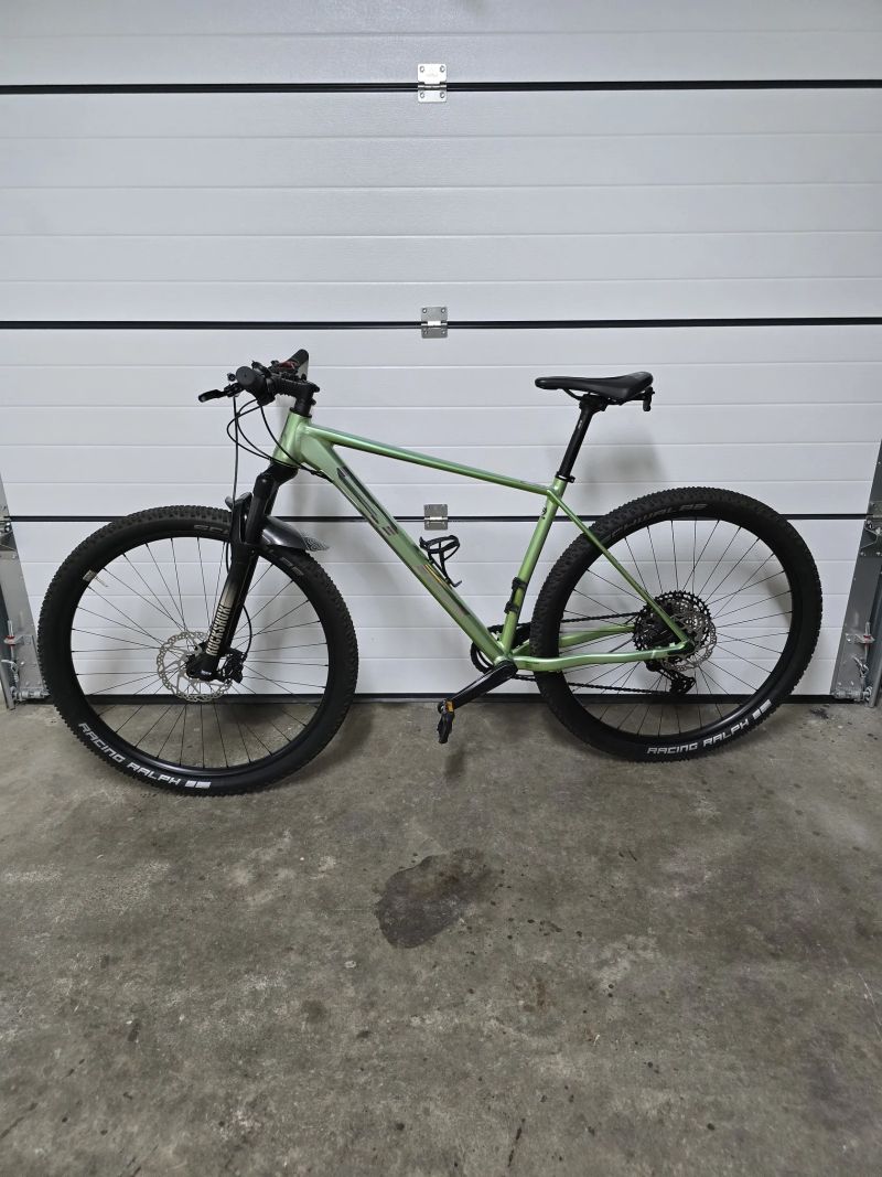 Superior XP 939 Matte Lime 29x 19.0“ (L)