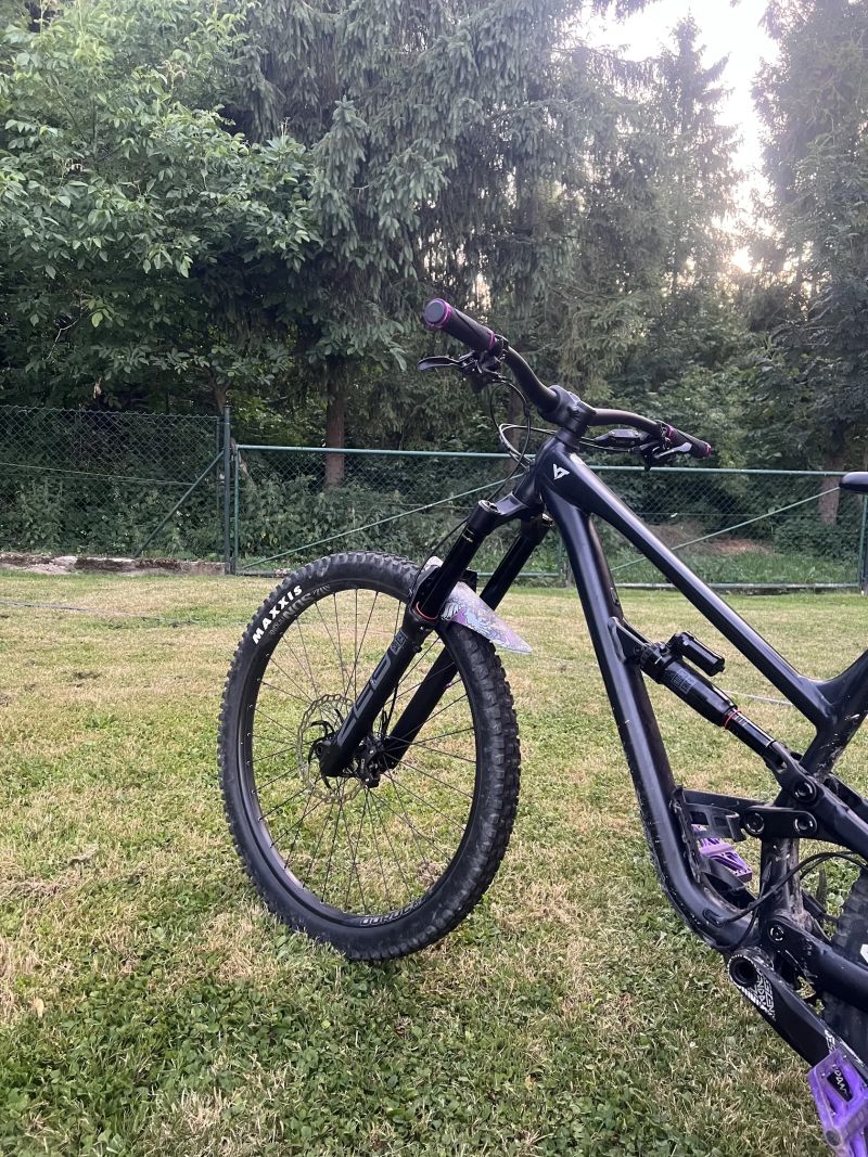 YT Industries Capra core 1