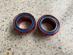 Středové složení Ceramicspeed Italský závit, lehce jeté 