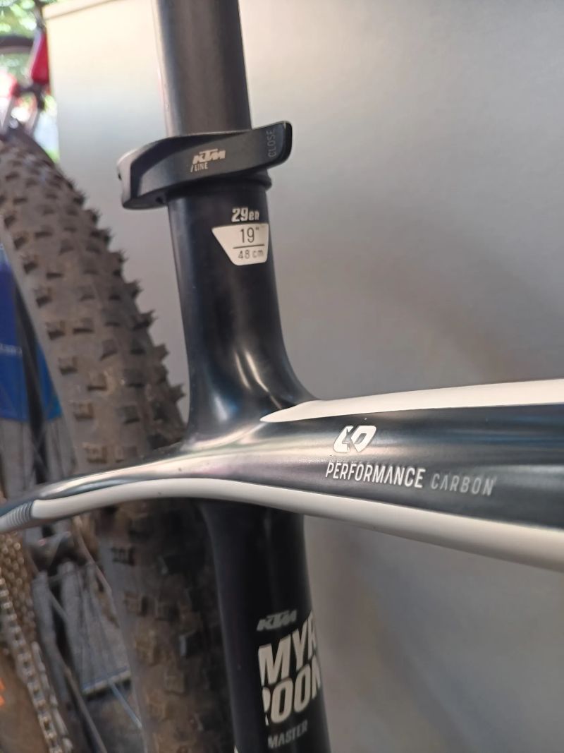 KTM Myroon Master