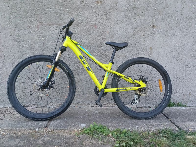 GT GT Stomper Ace 24