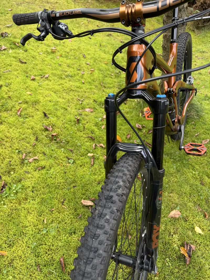Scott Genius 930, téměř nejetý, cca 500 km, zdravotní důvody