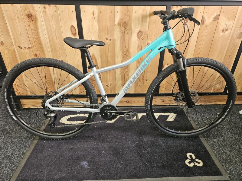 NOVÝ MAXBIKE TAUPO