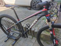 KARBONOVÉ HORSKÉ TREK VELIKOST XS .,.JAKO NOVÉ