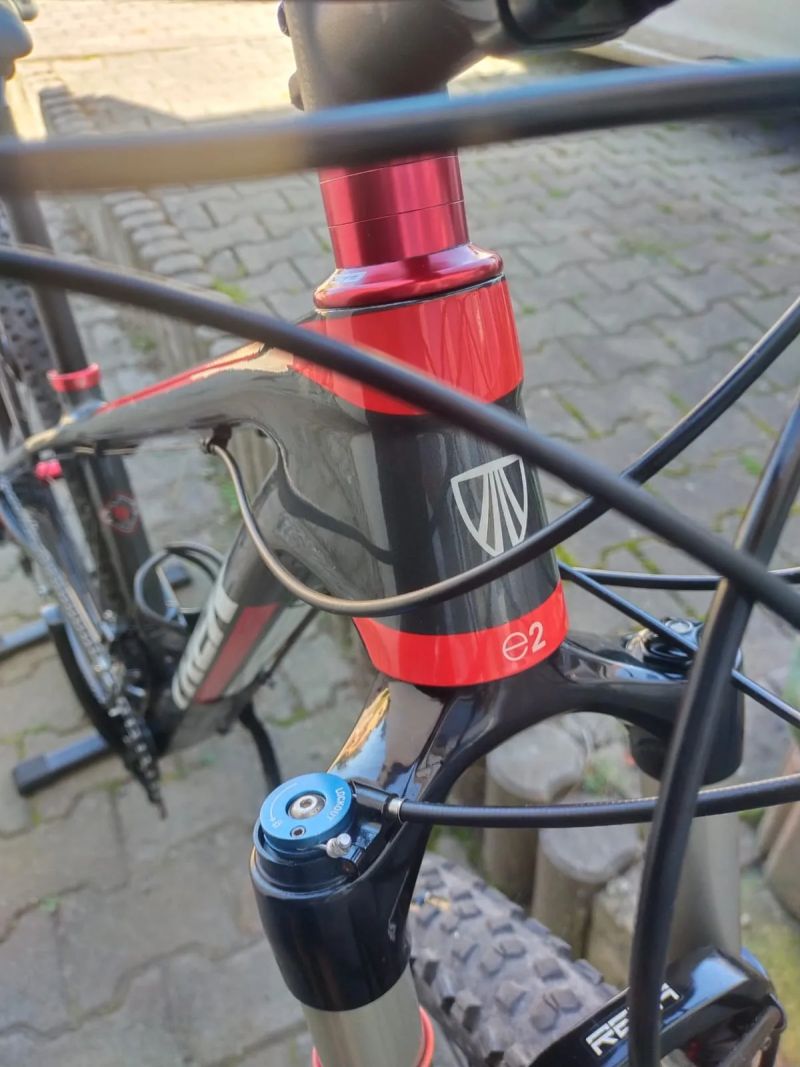 KARBONOVÉ HORSKÉ TREK VELIKOST XS .,.JAKO NOVÉ