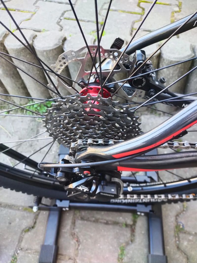 KARBONOVÉ HORSKÉ TREK VELIKOST XS .,.JAKO NOVÉ