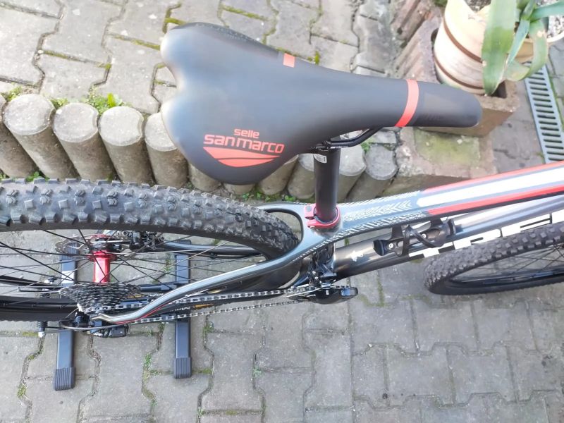 KARBONOVÉ HORSKÉ TREK VELIKOST XS .,.JAKO NOVÉ