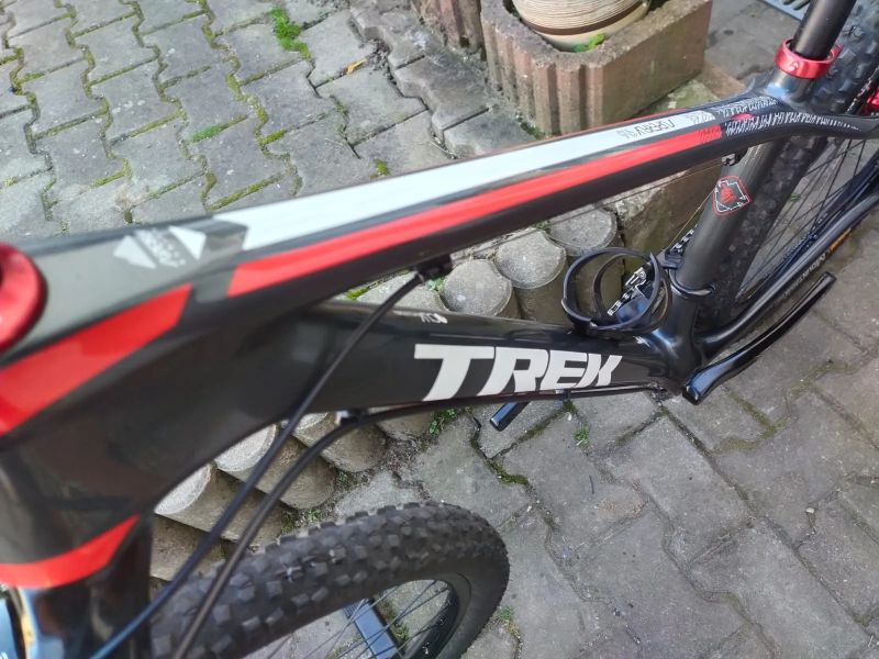 KARBONOVÉ HORSKÉ TREK VELIKOST XS .,.JAKO NOVÉ