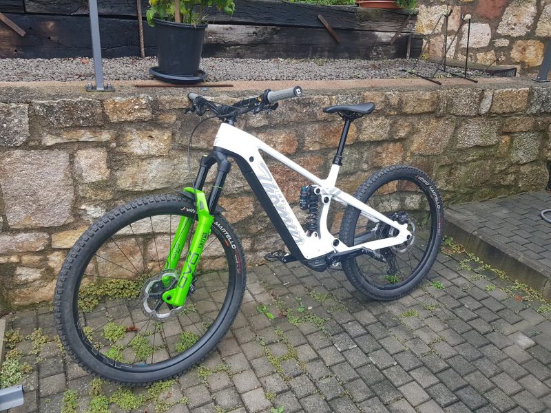 Thomus Lightrider E2 Pro Karbon enduro elektrokolo vel. M