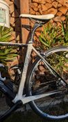 Hilite Theon F1, DT Swiss, Ultegra Di2, karbon