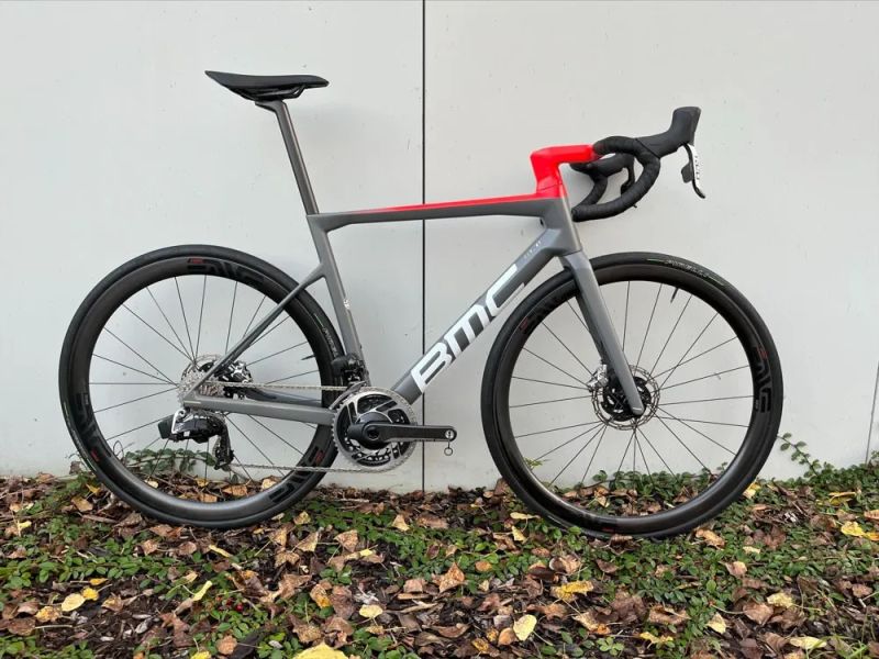 BMC Teammachine SLR 01 Premium Carbon with Aerocore Design